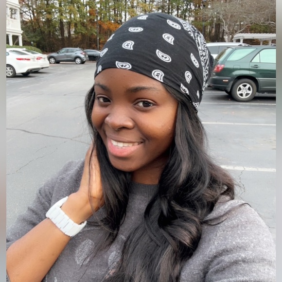 Meet your Posher, Brownie - Picture 2 of 3